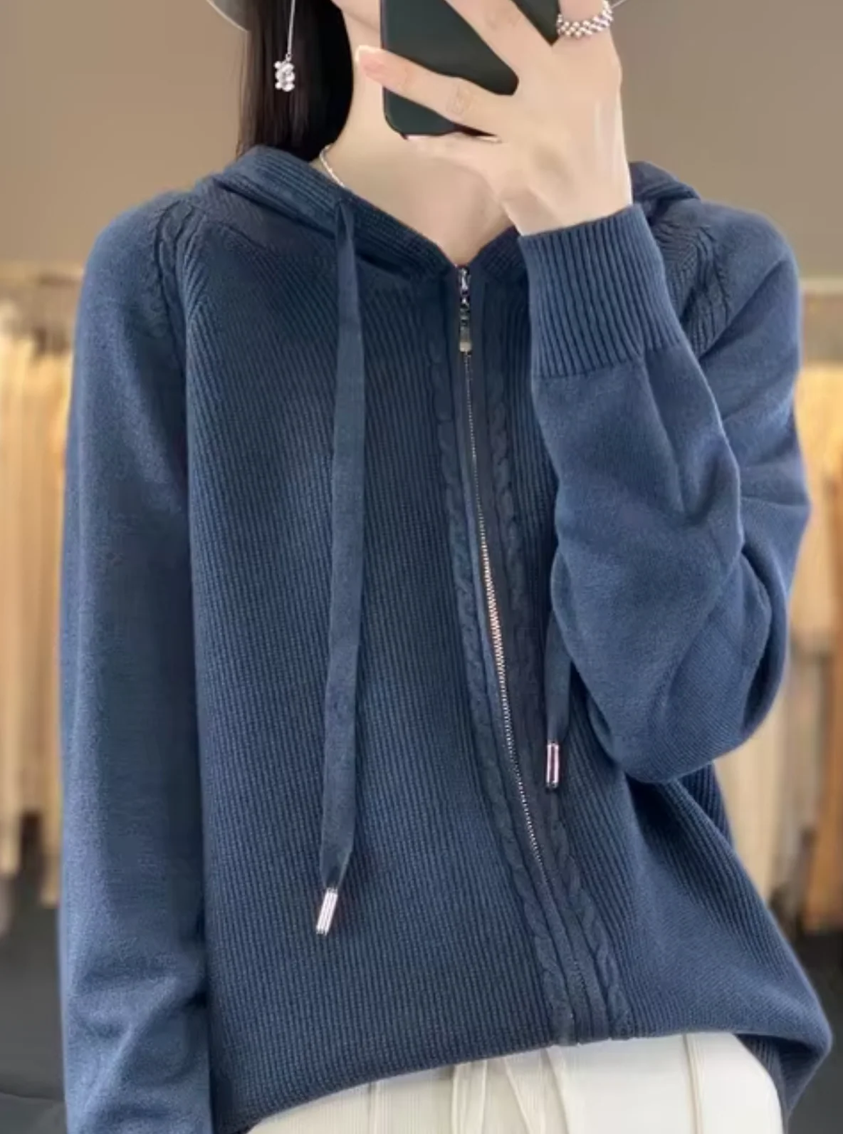 - Chaqueta de punto con capucha - Imagen 5